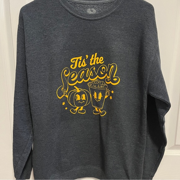 Tis The Season Pumpkin Crewneck - Picture 2 of 4